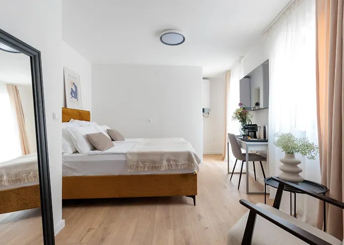 Barbara II - Luxury Rooms With Balcony