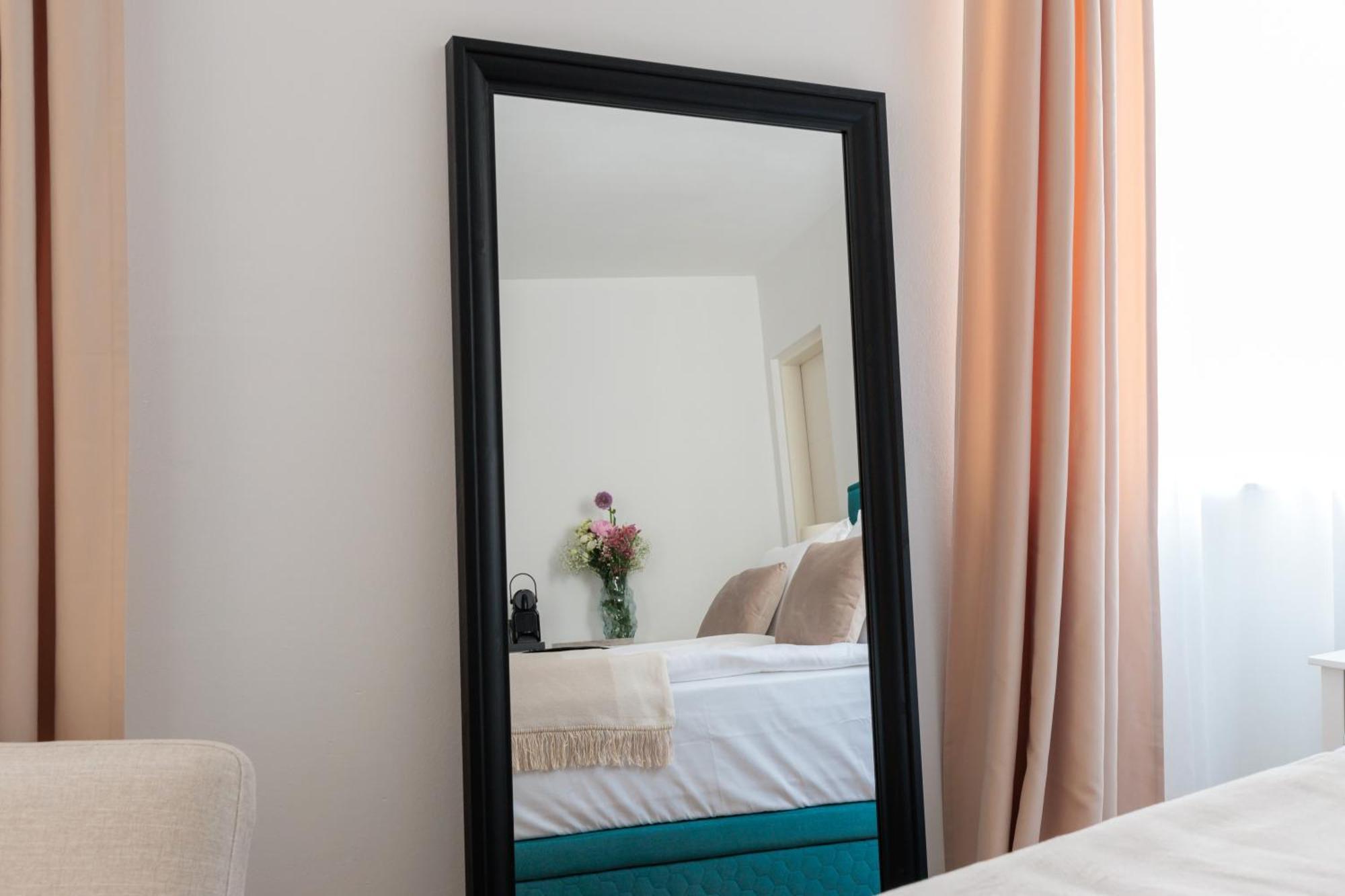 Barbara Ii - Luxury With Balcony *